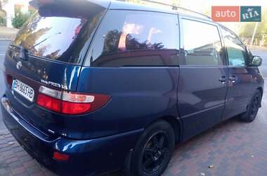 Минивэн Toyota Previa 2003 в 