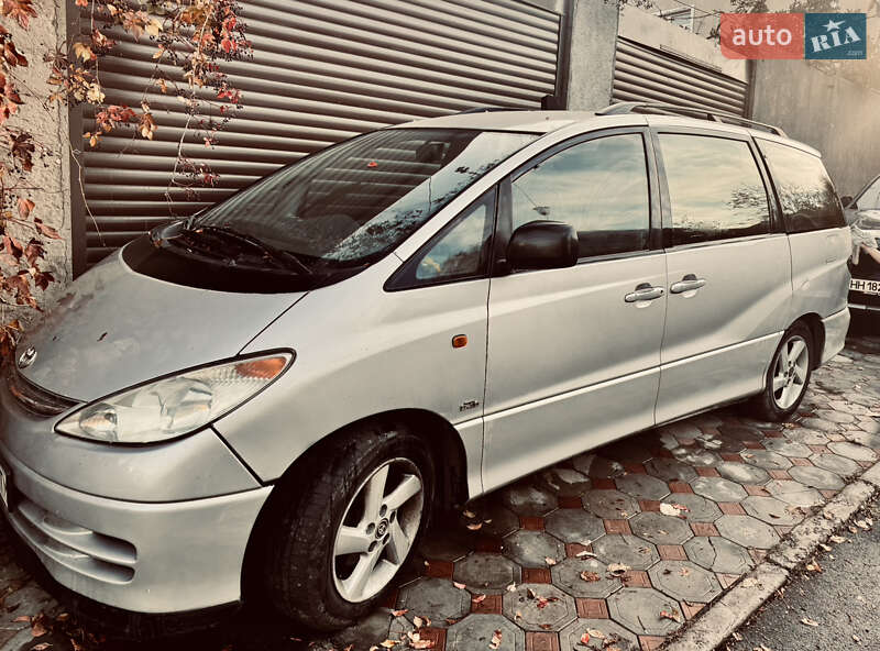 Мінівен Toyota Previa 2002 в Одесі