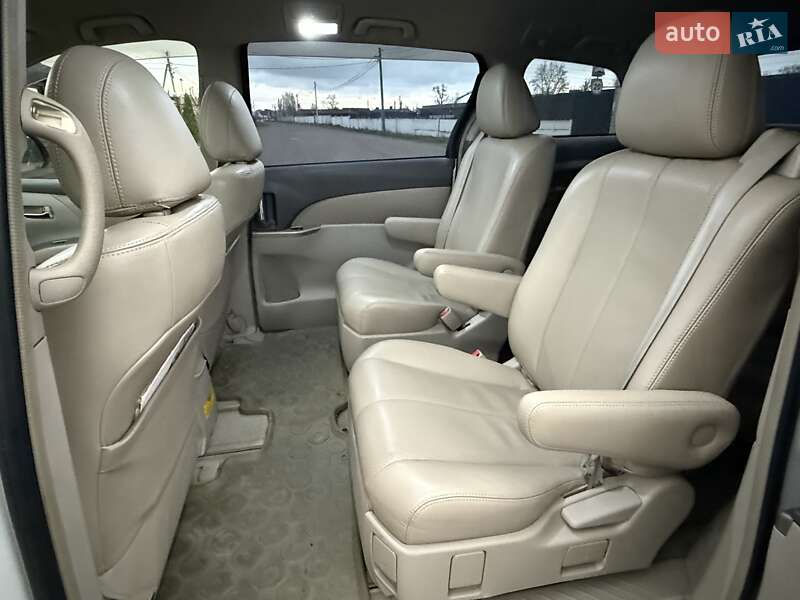 Минивэн Toyota Previa 2007 в Борисполе фото 44 Минивэн Toyota Previa 2007 в Борисполе
