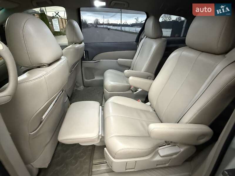 Минивэн Toyota Previa 2007 в Борисполе фото 47 Минивэн Toyota Previa 2007 в Борисполе