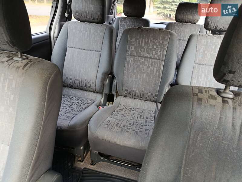 Минивэн Toyota Previa 2001 в Виннице