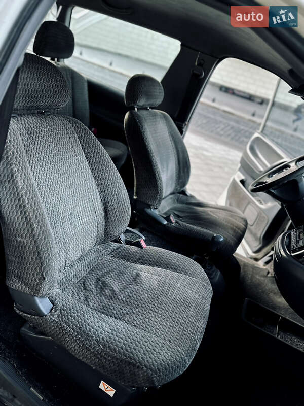 Минивэн Toyota Previa 1993 в Одессе