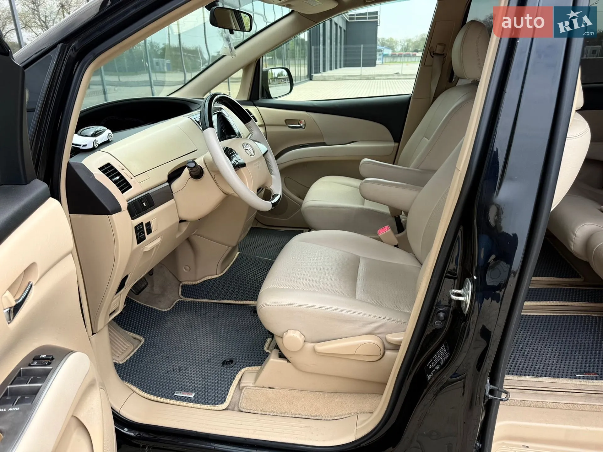 2014 Toyota Previa - мініатюра 11