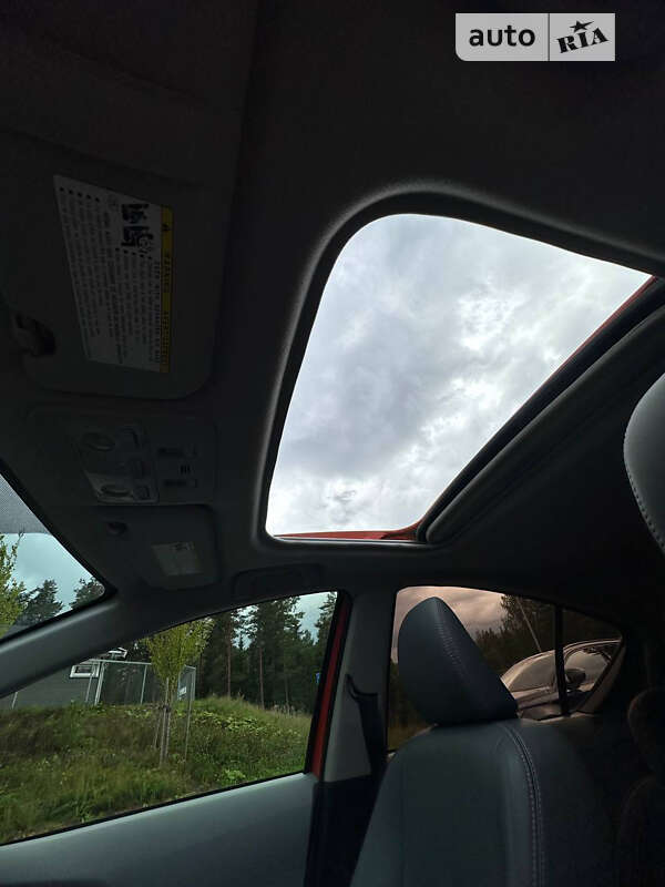 Хетчбек Toyota Prius C 2013 в Одесі фото 15 Хетчбек Toyota Prius C 2013 в Одесі