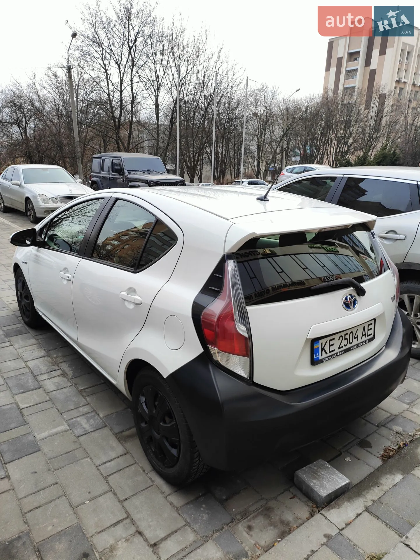 2013 Toyota Prius c - мініатюра 3