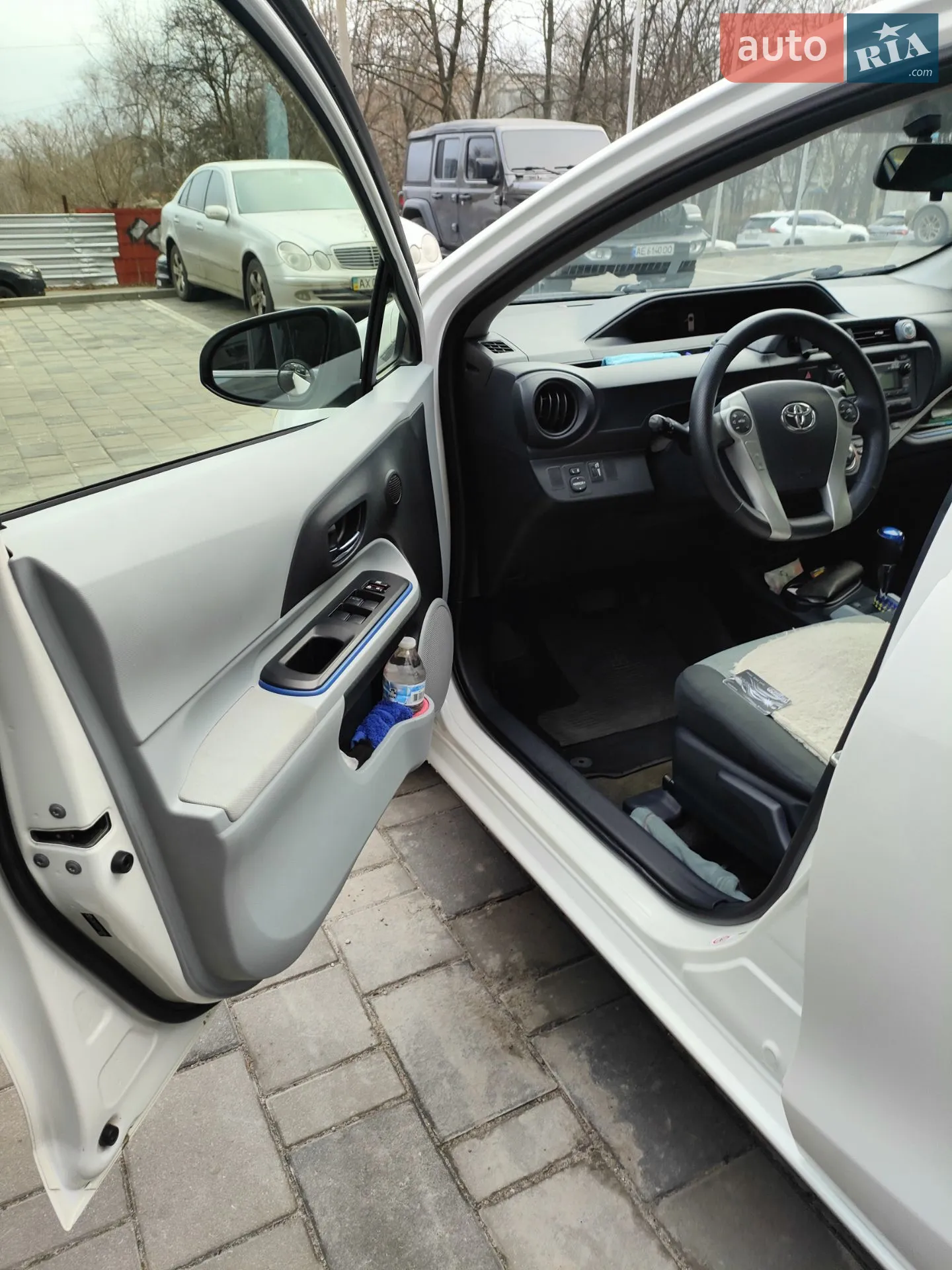 2013 Toyota Prius c - мініатюра 19