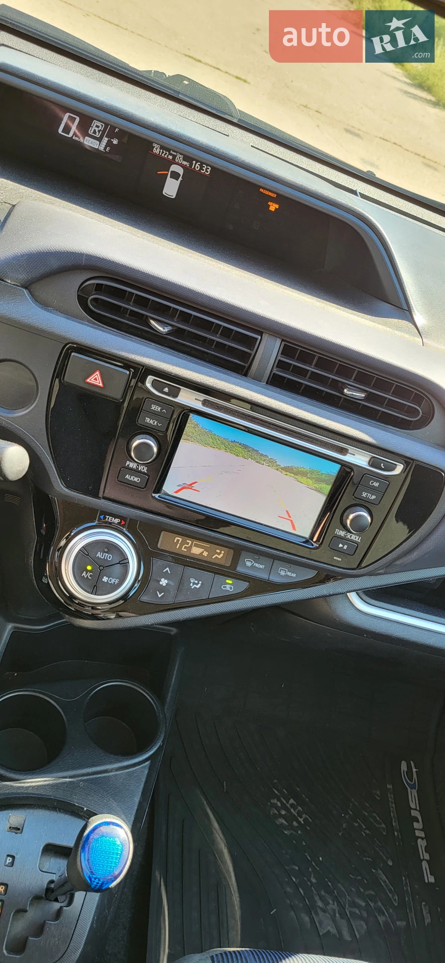 2015 Toyota Prius c - мініатюра 8