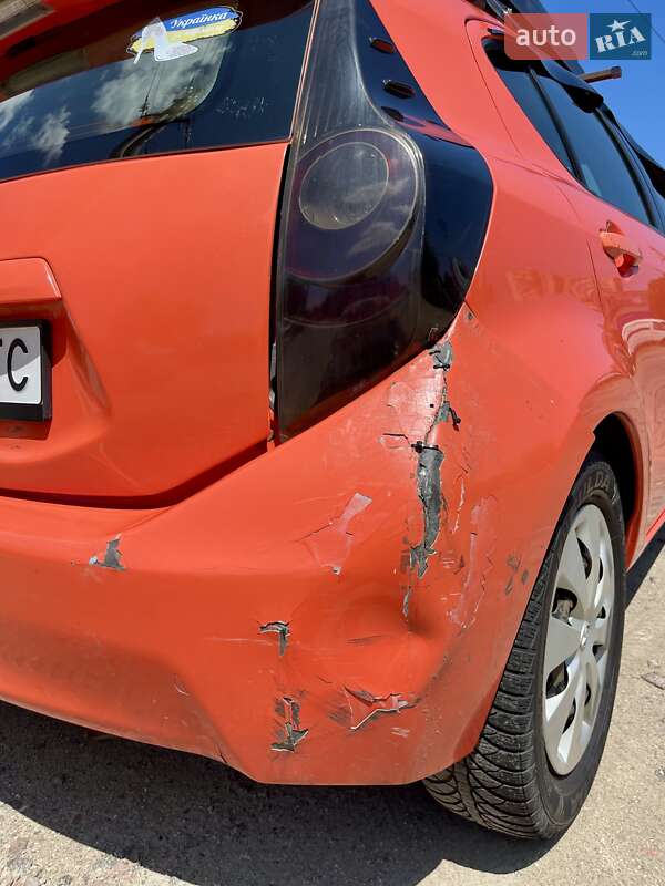 Хетчбек Toyota Prius C 2014 в Одесі