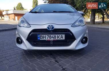 Хетчбек Toyota Prius C 2016 в Одесі