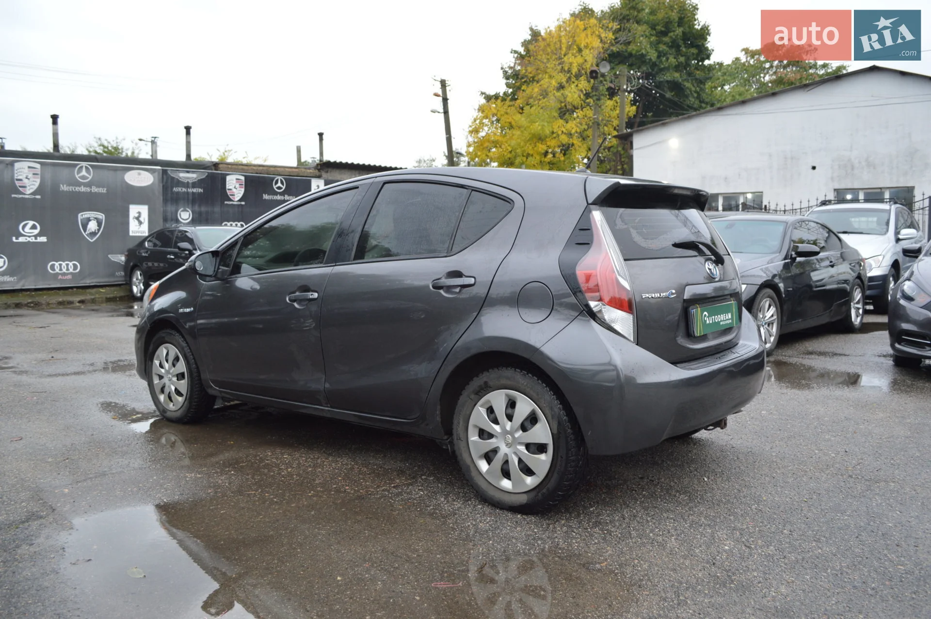 2012 Toyota Prius c - мініатюра 5