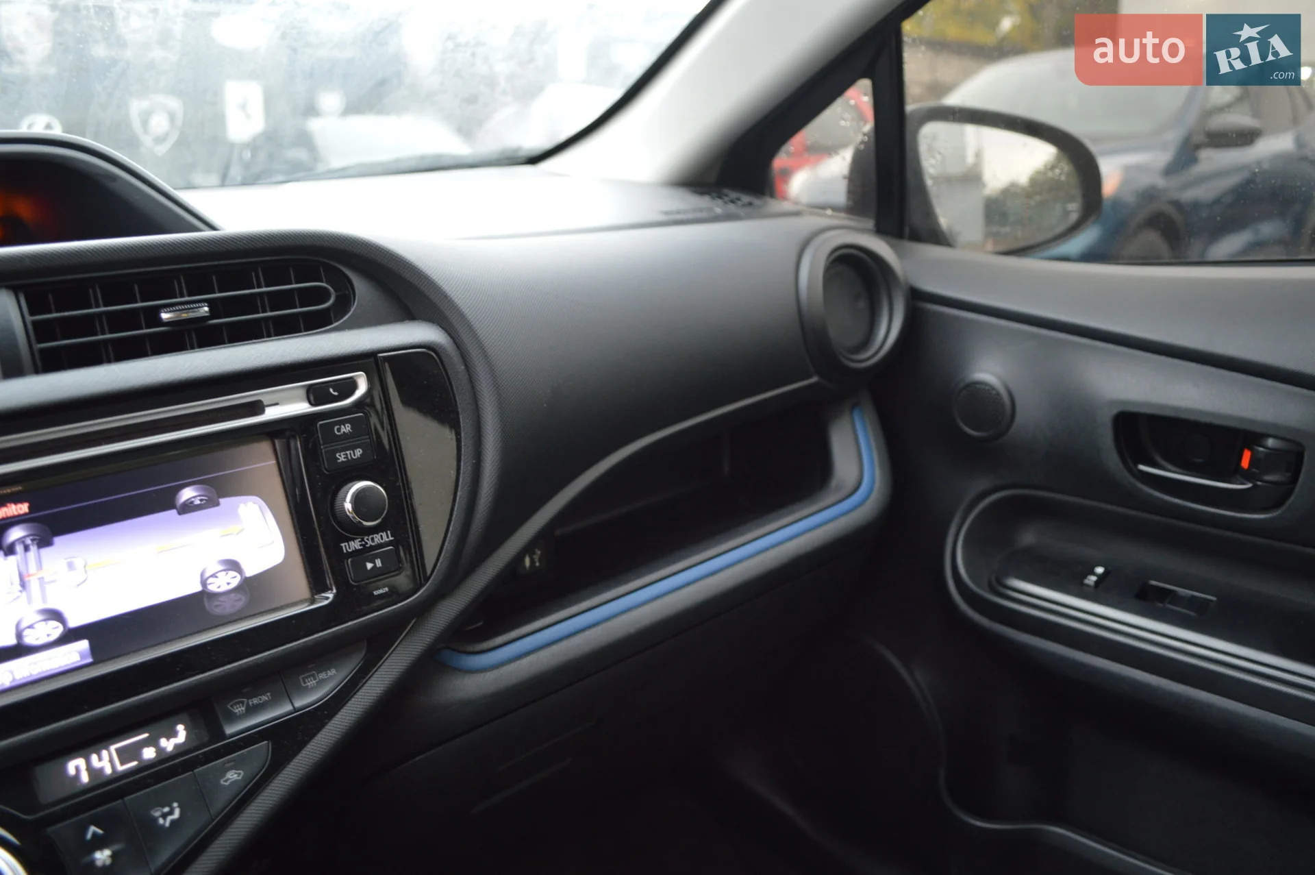 2012 Toyota Prius c - мініатюра 12