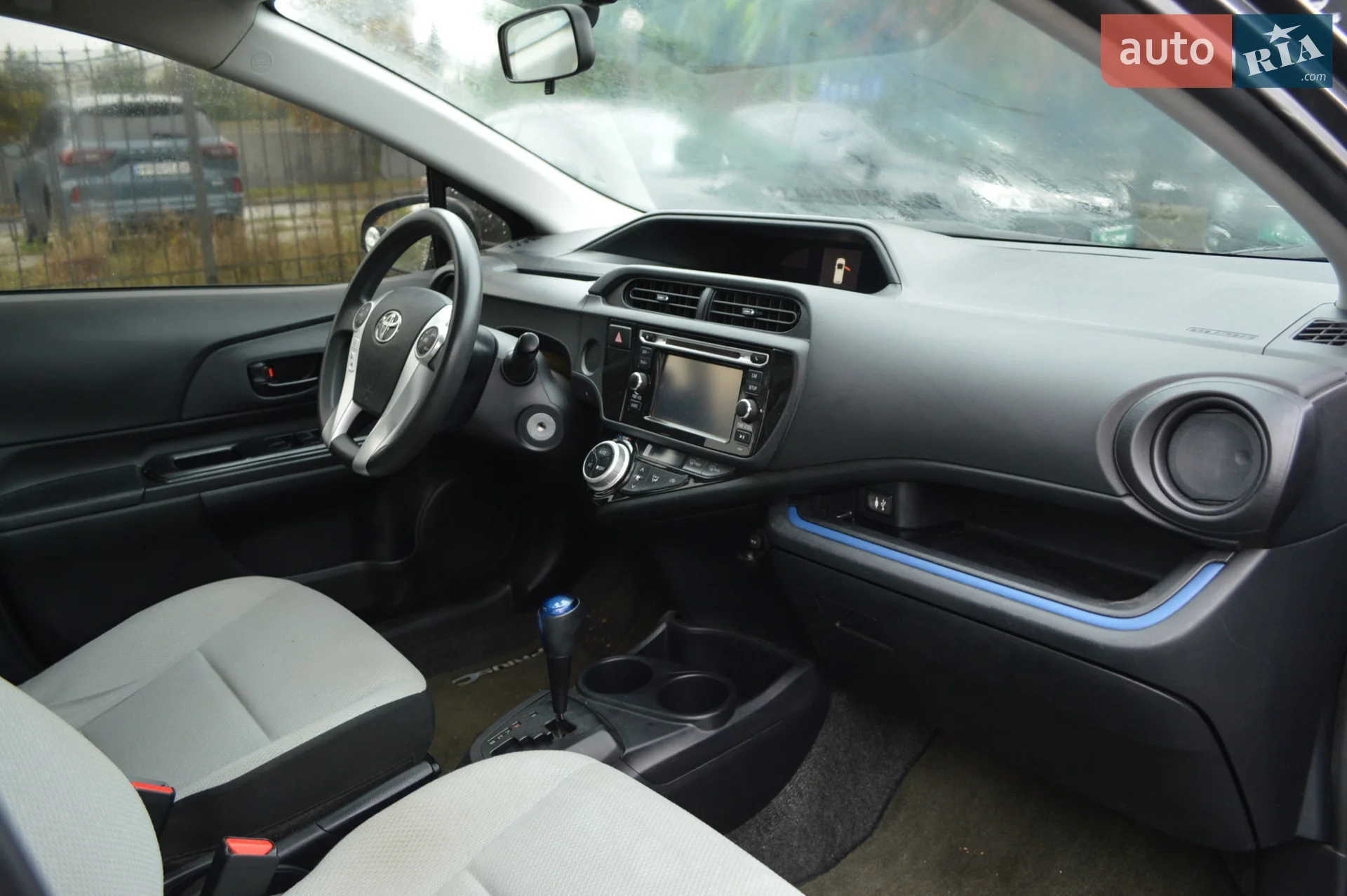 2012 Toyota Prius c - мініатюра 15