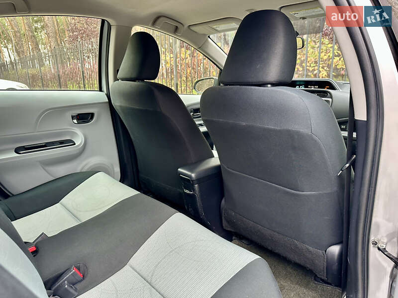 Хэтчбек Toyota Prius C 2014 в Киеве фото 33 Хэтчбек Toyota Prius C 2014 в Киеве