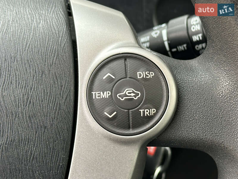 Хэтчбек Toyota Prius C 2014 в Киеве фото 47 Хэтчбек Toyota Prius C 2014 в Киеве