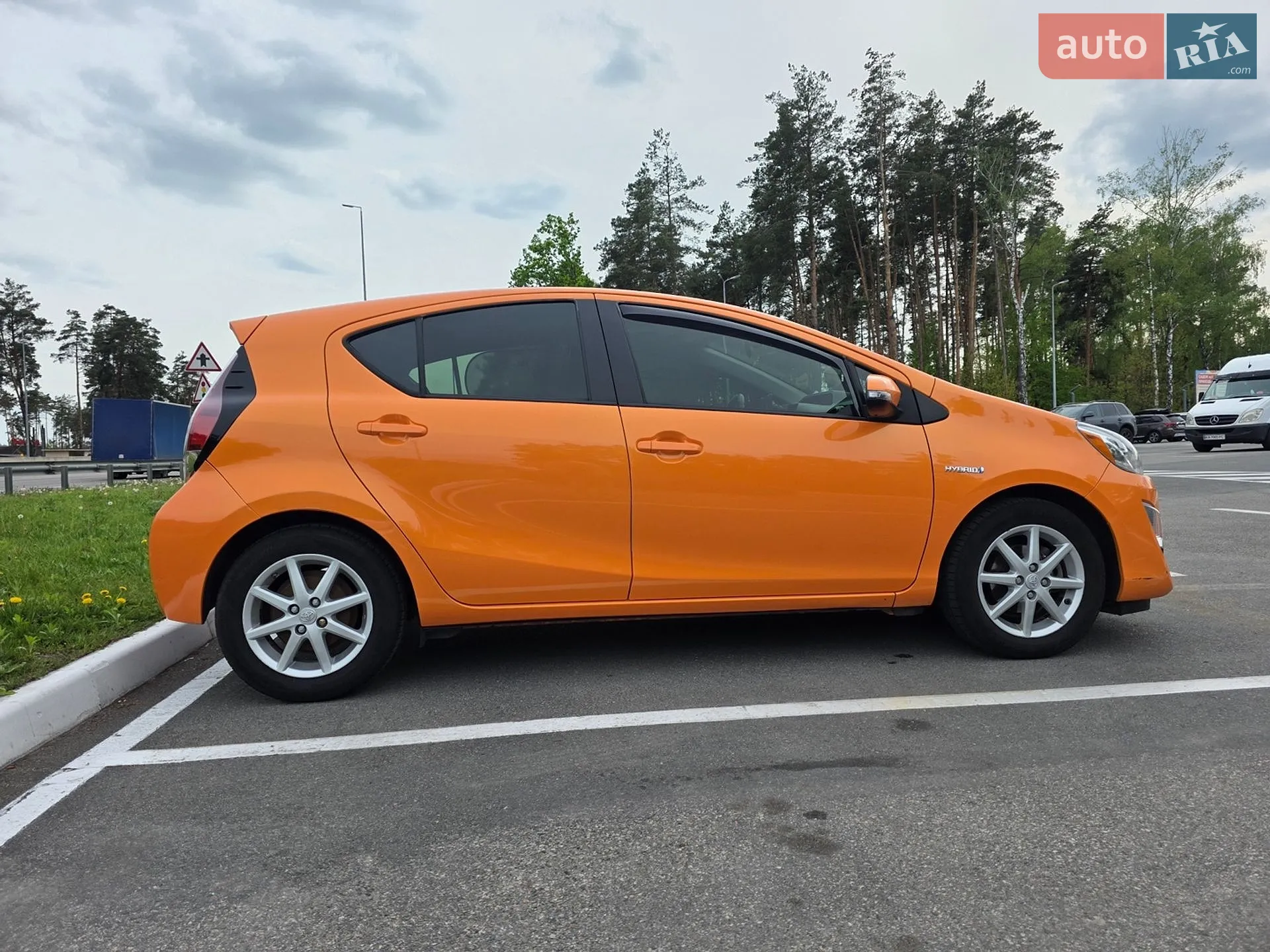 2015 Toyota Prius c - мініатюра 8