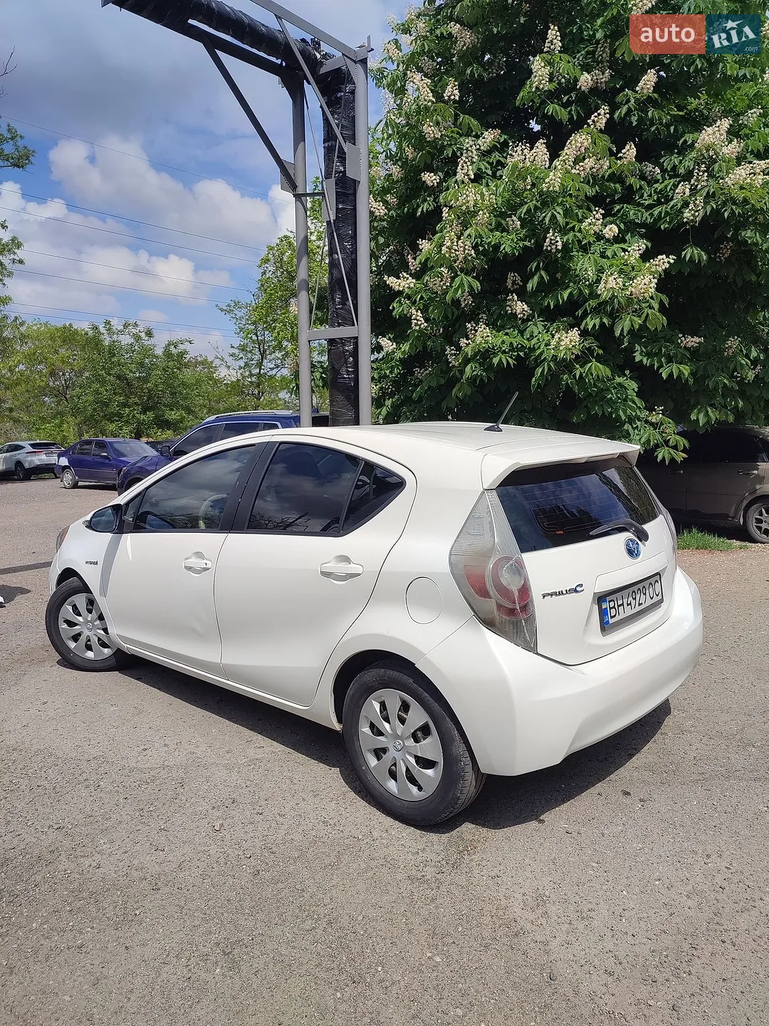 2012 Toyota Prius c - мініатюра 2