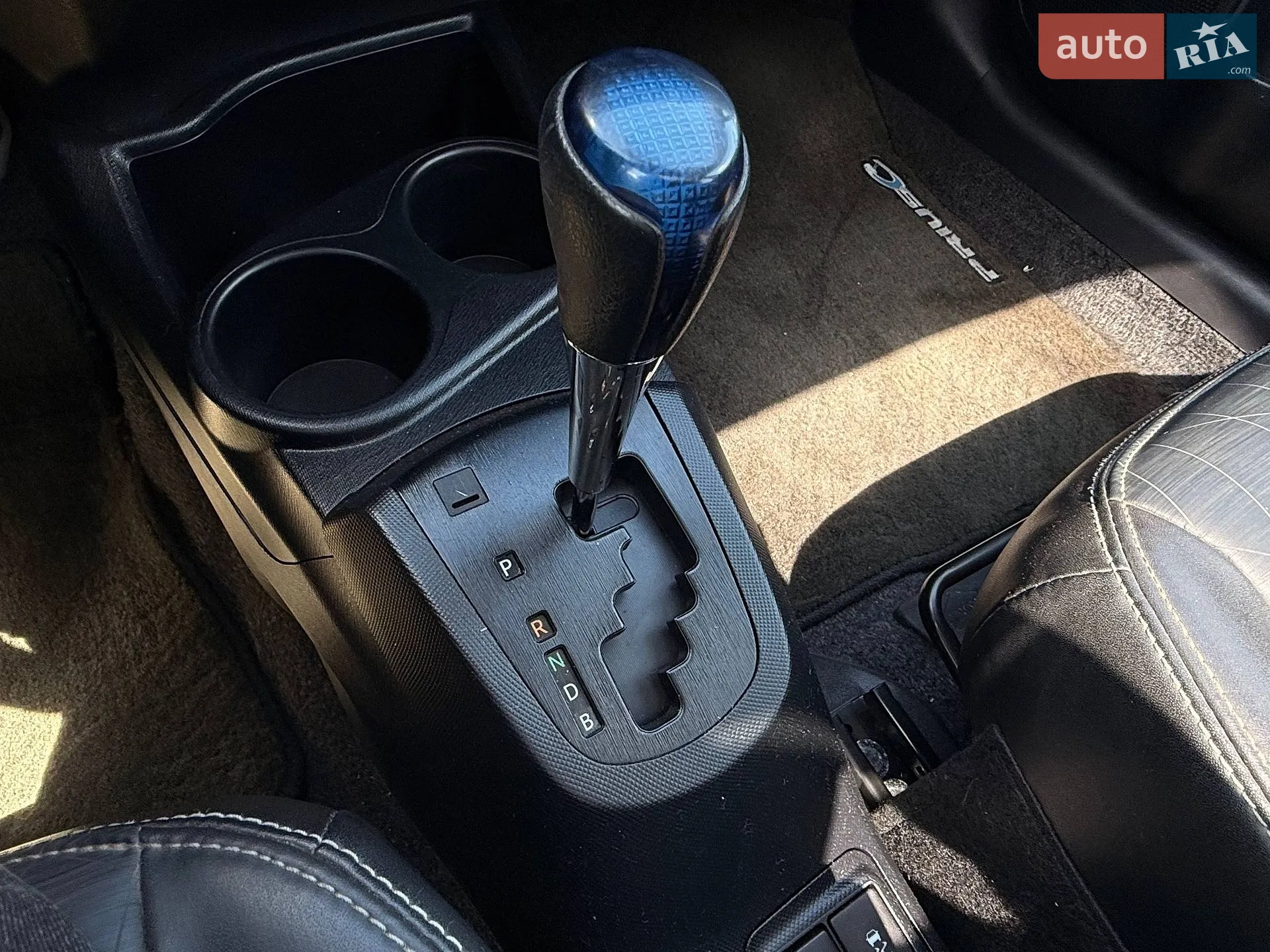 2015 Toyota Prius c - мініатюра 14