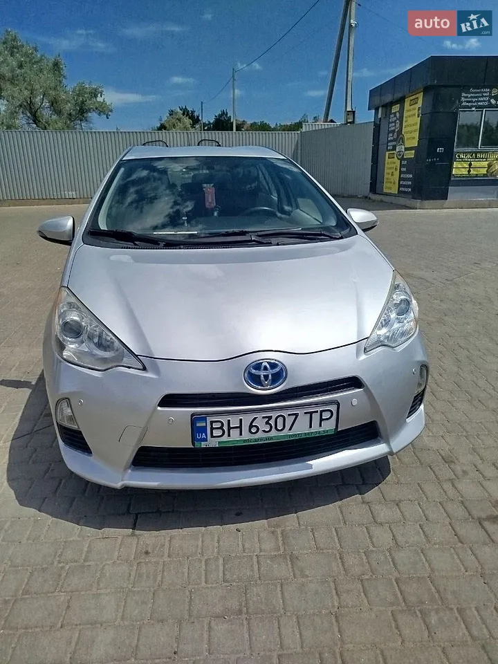2013 Toyota Prius c - мініатюра 33