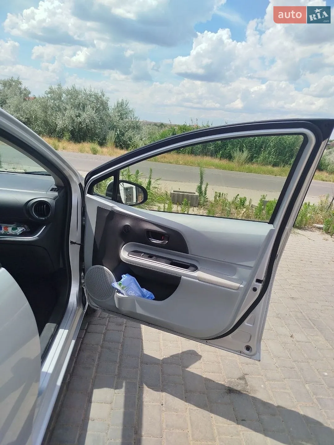 2013 Toyota Prius c - мініатюра 15