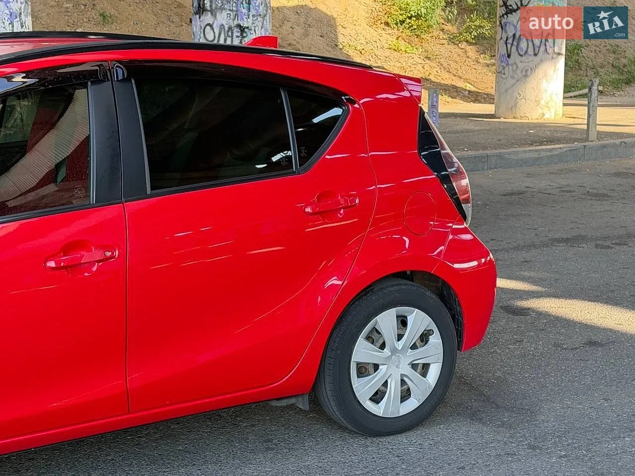 2014 Toyota Prius c - мініатюра 10