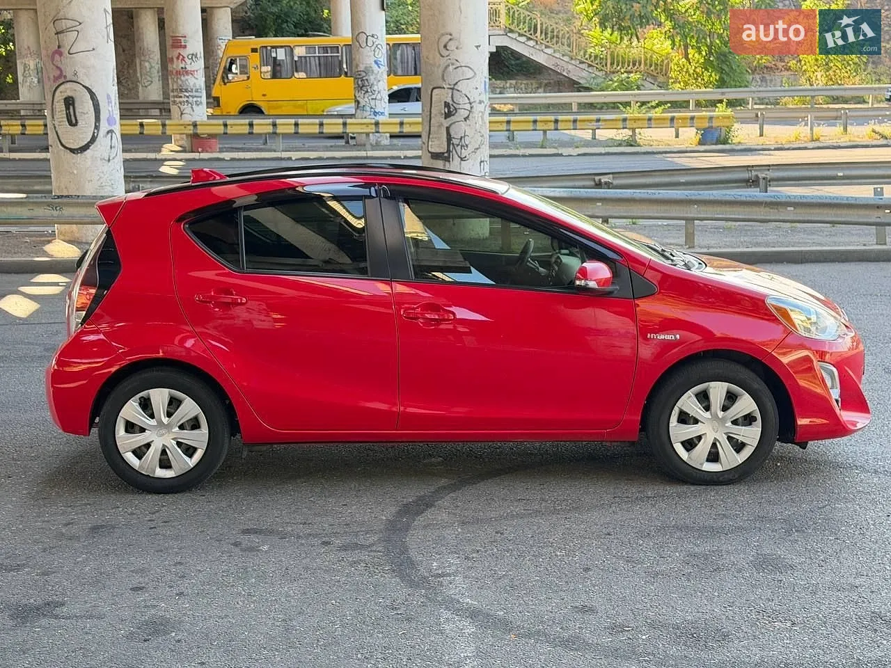 2014 Toyota Prius c - мініатюра 14