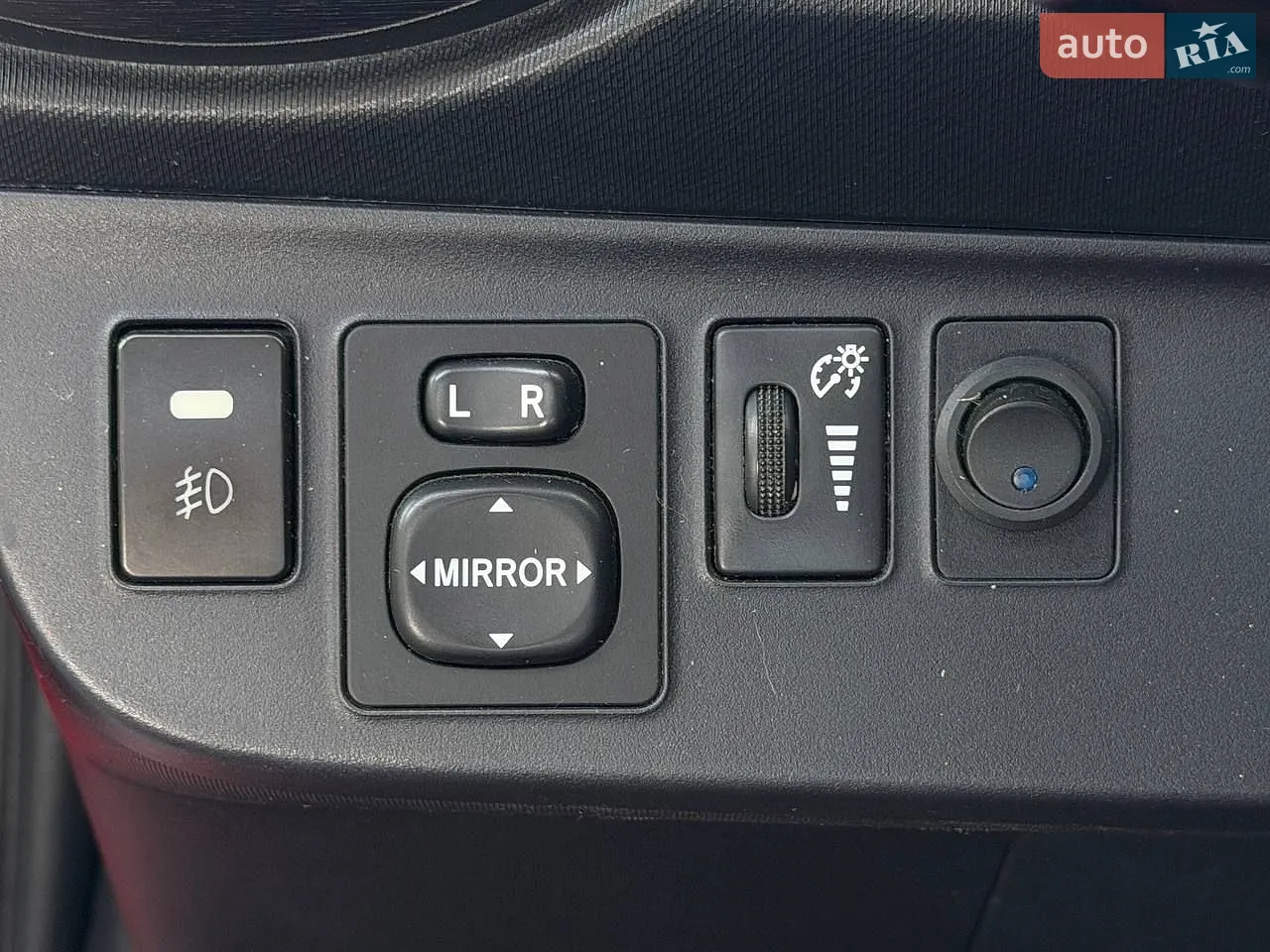 2014 Toyota Prius c - мініатюра 18