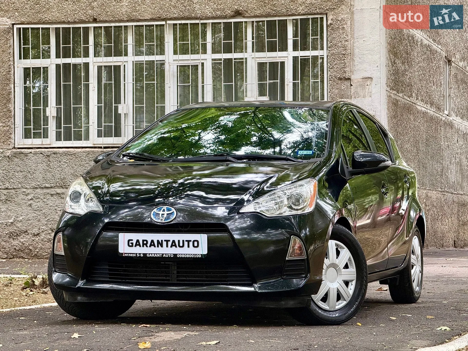 2014 Toyota Prius c - мініатюра 17