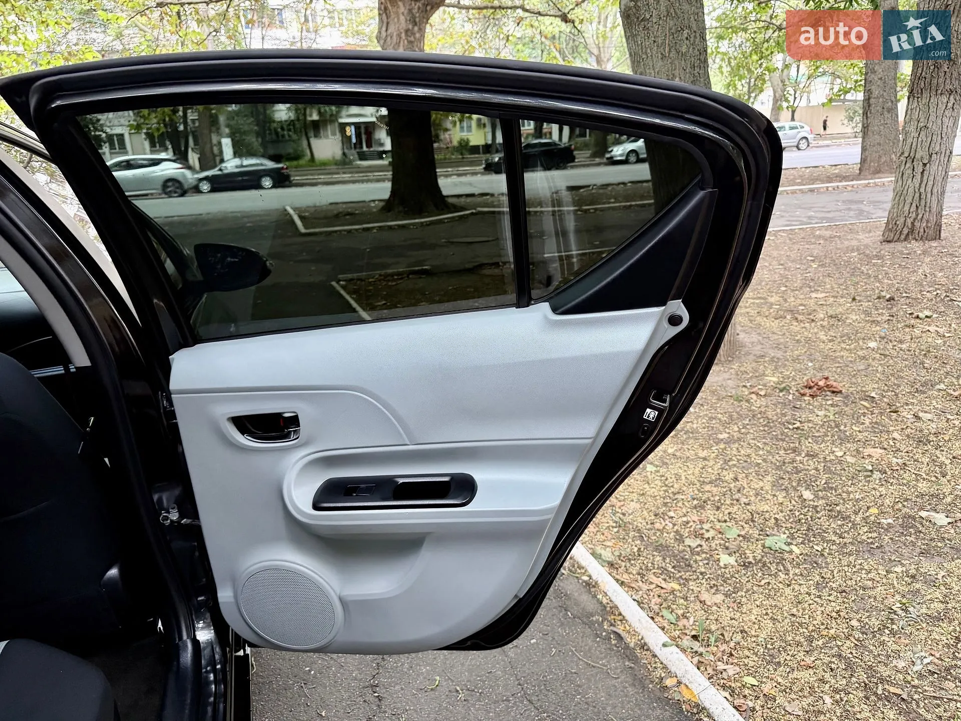 2014 Toyota Prius c - мініатюра 49