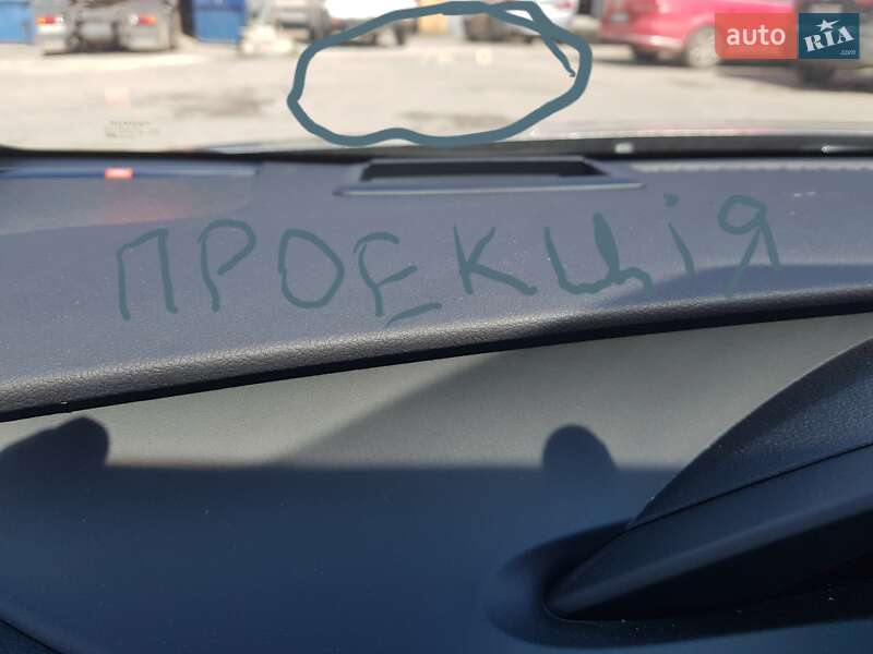 Хетчбек Toyota Prius Prime 2021 в Львові