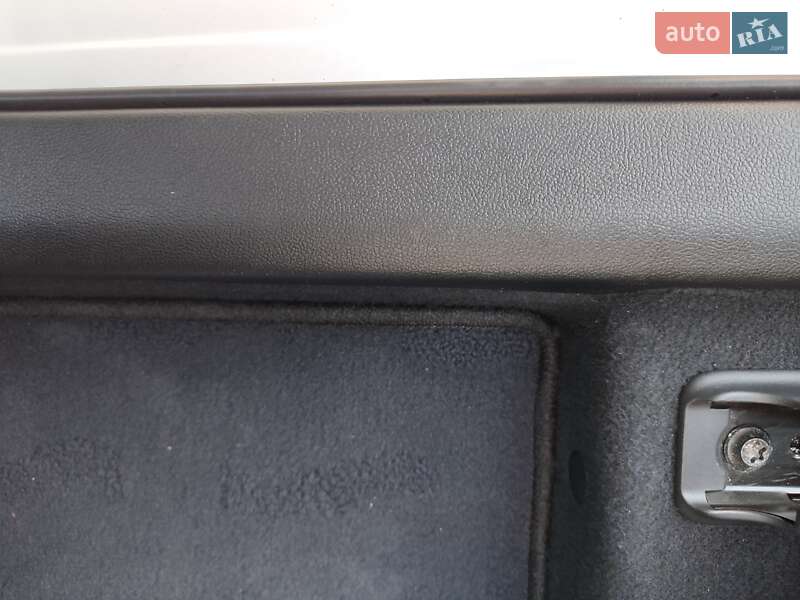 Хэтчбек Toyota Prius Prime 2021 в Днепре