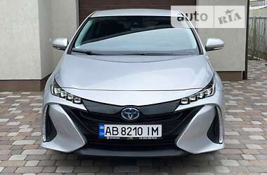 Хэтчбек Toyota Prius Prime 2018 в Львове