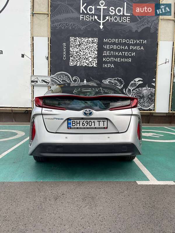 Хетчбек Toyota Prius Prime 2017 в Одесі