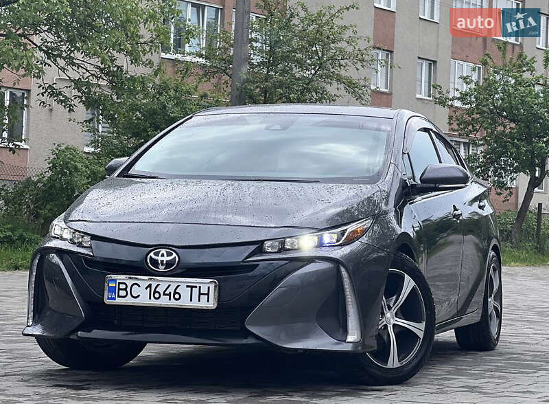 Хэтчбек Toyota Prius Prime 2019 в Самборе