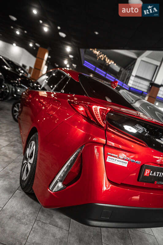 Хэтчбек Toyota Prius Prime 2017 в Одессе