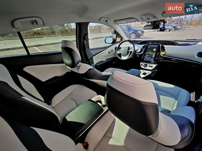 Хетчбек Toyota Prius Prime 2017 в Вінниці