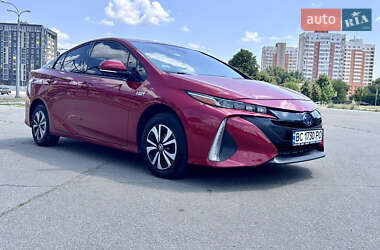 Хетчбек Toyota Prius Prime 2016 в Харкові