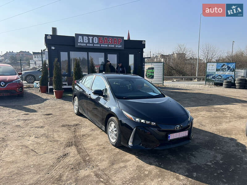 Хетчбек Toyota Prius Prime 2021 в Тернополі