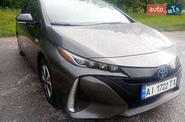 Хетчбек Toyota Prius Prime 2018 в 