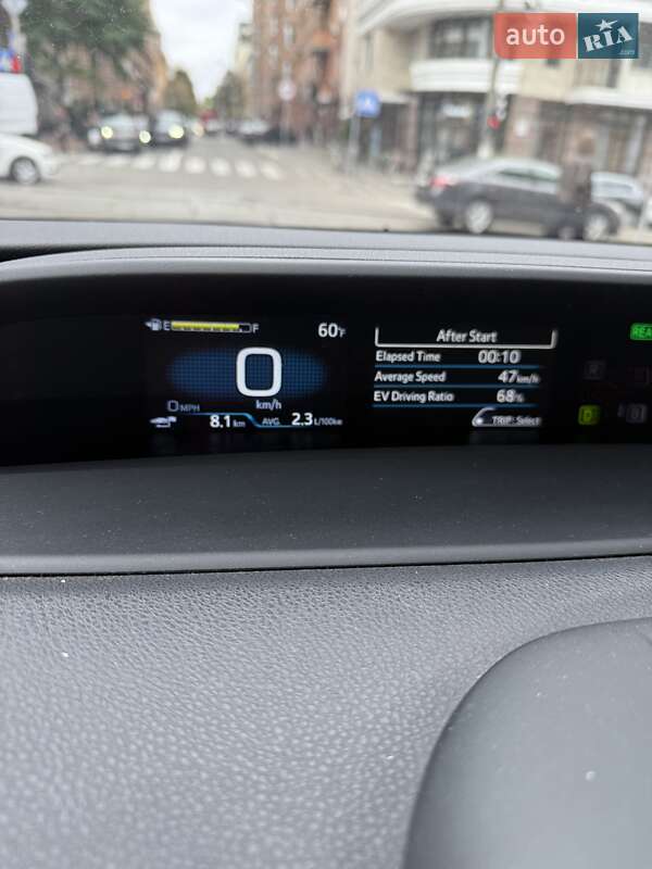 Хэтчбек Toyota Prius Prime 2021 в Киеве фото 2 Хэтчбек Toyota Prius Prime 2021 в Киеве