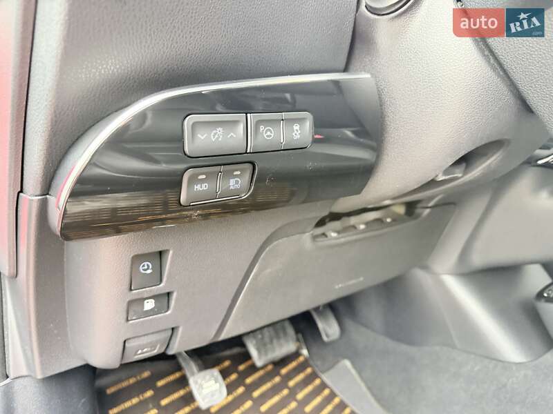 Хэтчбек Toyota Prius Prime 2019 в Одессе