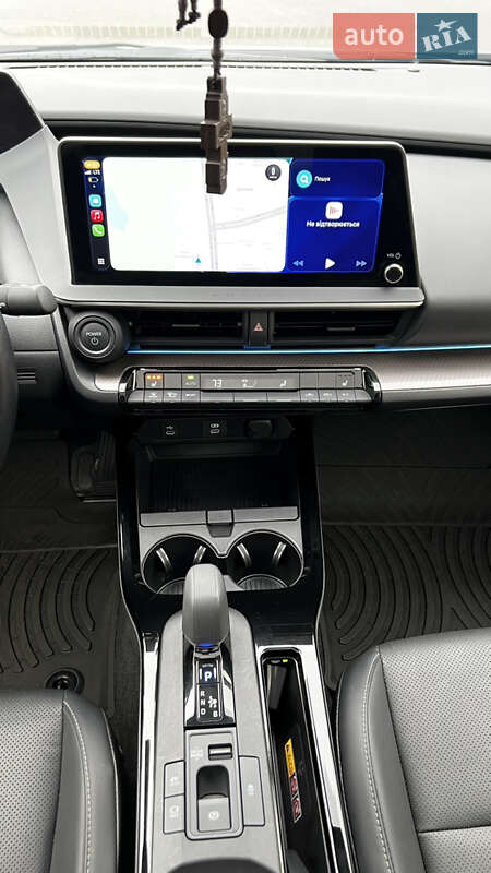 Хэтчбек Toyota Prius Prime 2023 в Днепре фото 20 Хэтчбек Toyota Prius Prime 2023 в Днепре