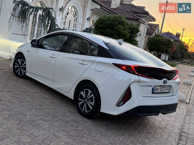 Хэтчбек Toyota Prius Prime 2018 в Одессе