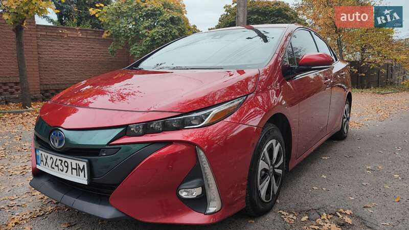 Хэтчбек Toyota Prius Prime 2016 в Харькове фото 2 Хэтчбек Toyota Prius Prime 2016 в Харькове