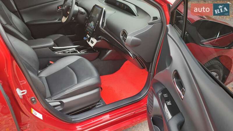 Хэтчбек Toyota Prius Prime 2016 в Харькове фото 34 Хэтчбек Toyota Prius Prime 2016 в Харькове