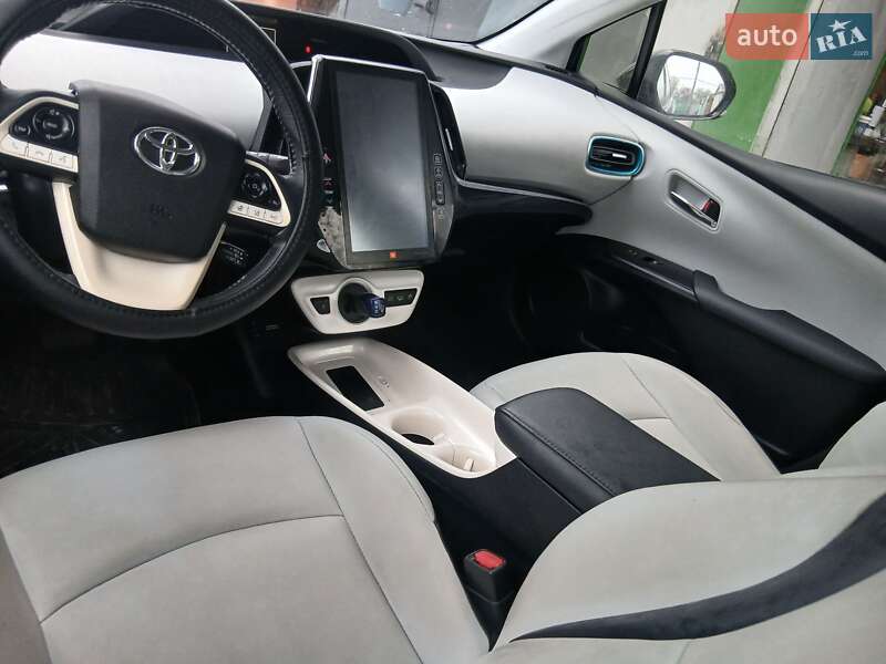 Хэтчбек Toyota Prius Prime 2019 в Киеве фото 10 Хэтчбек Toyota Prius Prime 2019 в Киеве