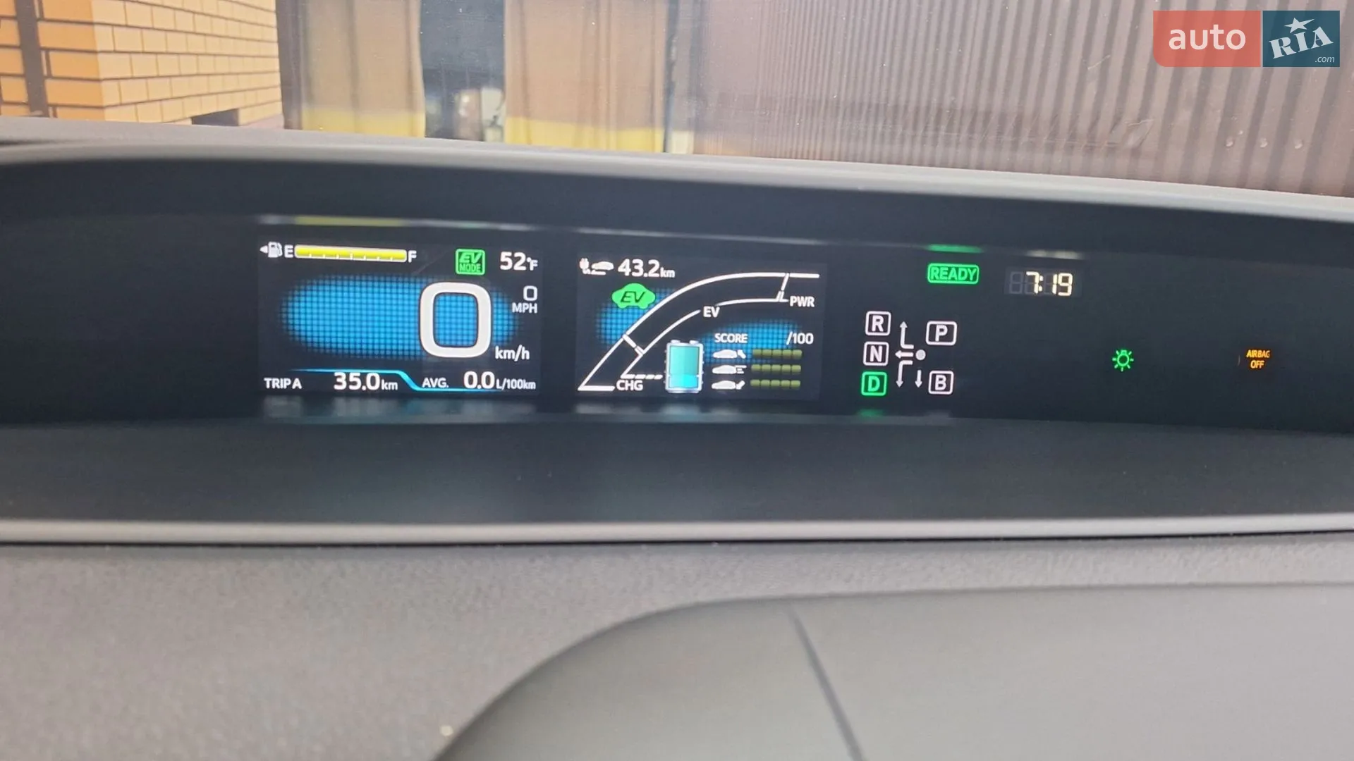 2016 Toyota Prius - мініатюра 18