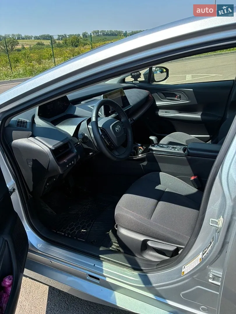 2023 Toyota Prius - мініатюра 10