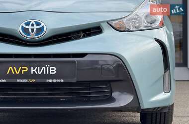 Универсал Toyota Prius v 2016 в 