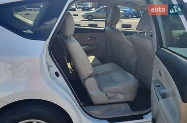 Універсал Toyota Prius v 2012 в Черкасах