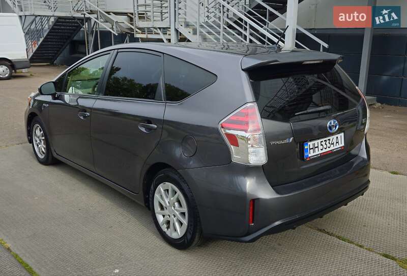 Универсал Toyota Prius v 2016 в Одессе фото 2 Универсал Toyota Prius v 2016 в Одессе